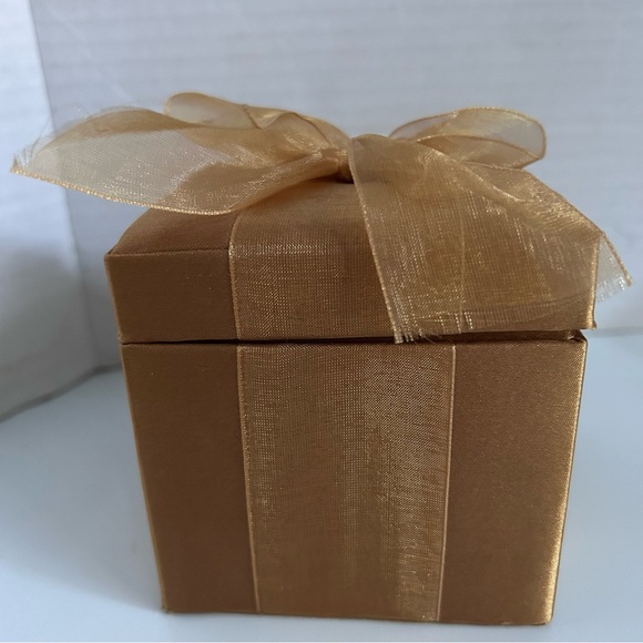 Christmas Tree Ornament CARDINALS Blown Glass Hand Blown INSIDE-Painted/gift box - Picture 14 of 14